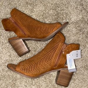 Brand new women’s open toe heels